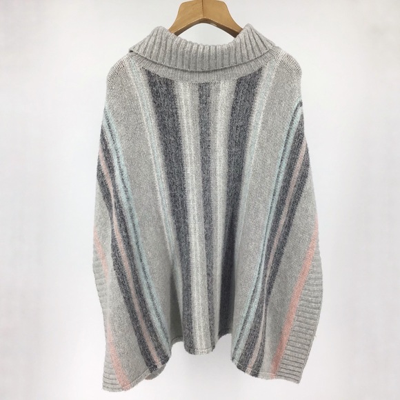 Eddie Bauer Knit Poncho with Open Sides, XS/S - Picture 10 of 16